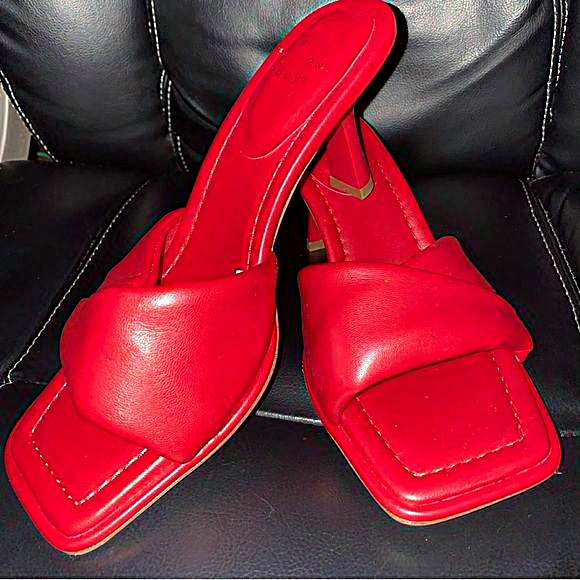 A New Day Women’s Red Mule Heels‎ NEW - Picture 2 of 5